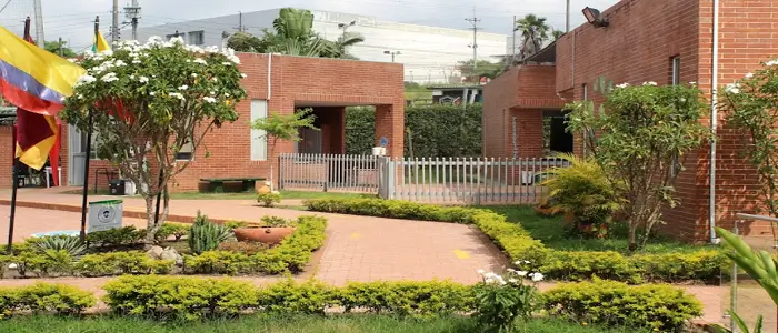COLEGIO GIMNASIO LOS ROBLES