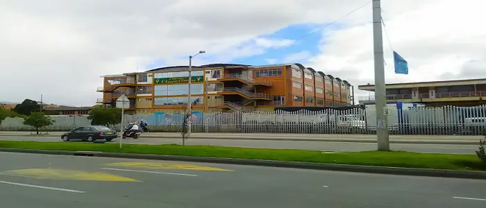 Claretiano School