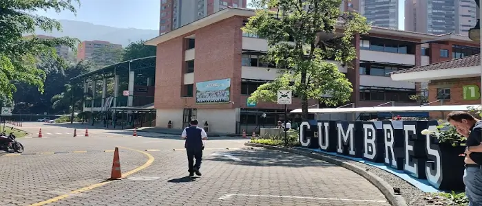 Colegio Cumbres